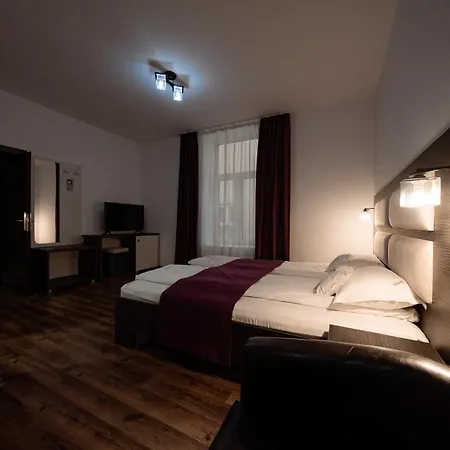 Quantum House 4*